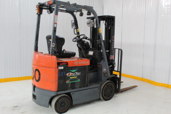 Xe nâng điện Toyota FL400 cũ