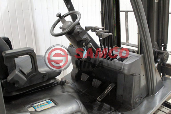 Xe nâng Nissan Diesel 3 tấn - Ảnh 4