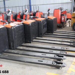 Xe nâng đứng Pallet Truck