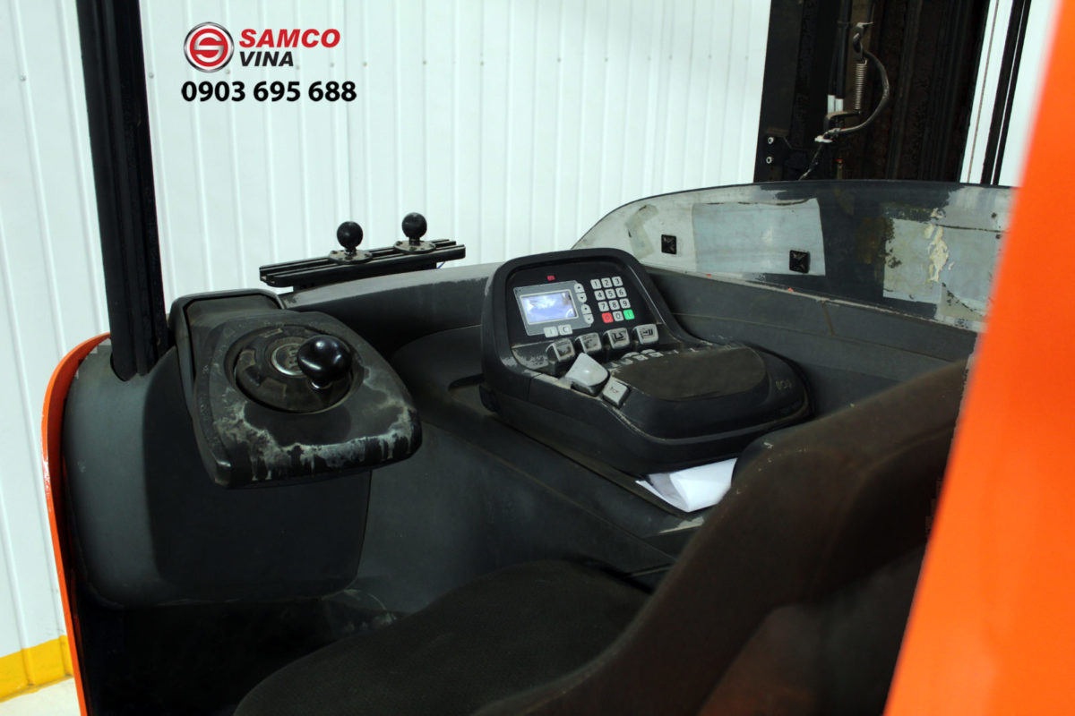 Xe nâng đứng lái kệ kho Reach Truck BT 1.6 tấn - Ảnh 2