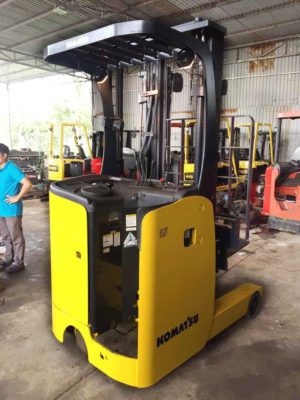 xe nâng điện reach truck komatsu