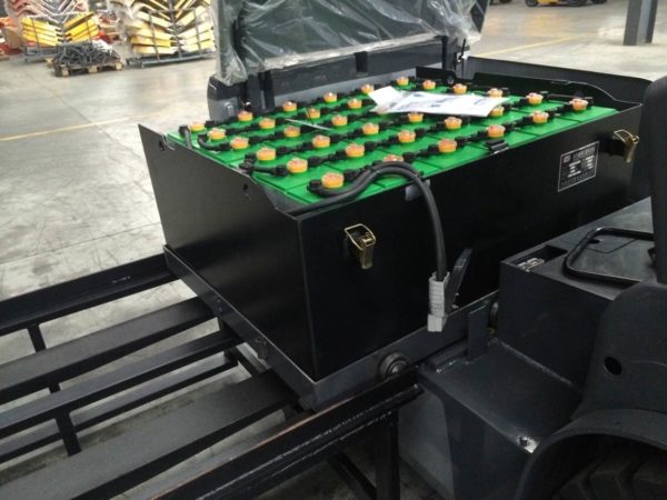 bình ắc quy xe nâng điện