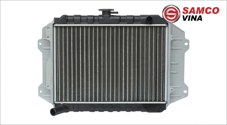 Két nước xe nâng TCM