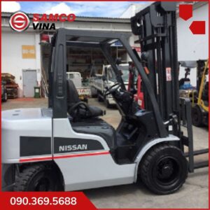 Xe nâng Nissan