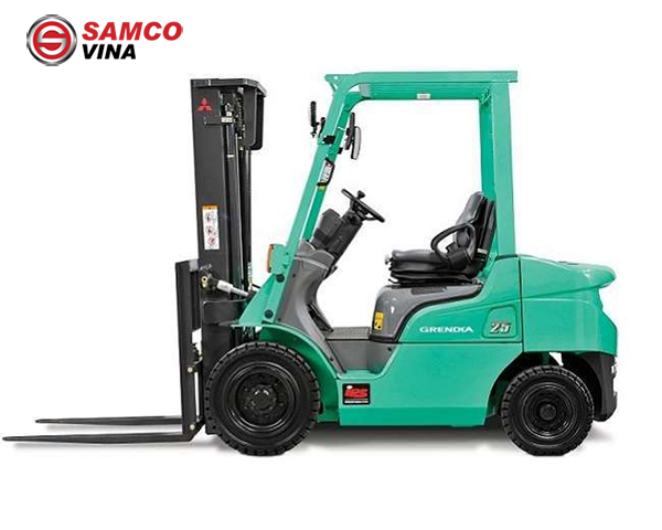 Các loại xe nâng động cơ dầu