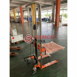 Xe nâng tay cao tại Samcovina