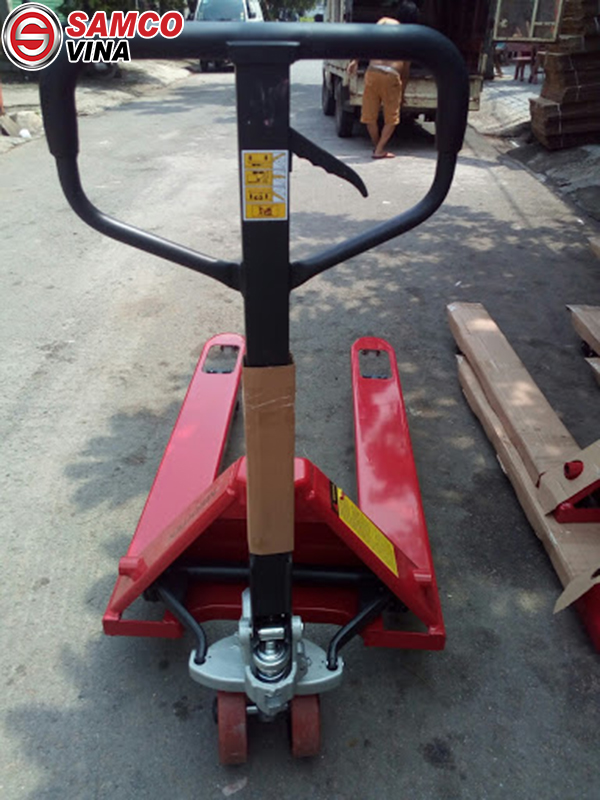 xe nâng tay thấp 3 tấn giá rẻ