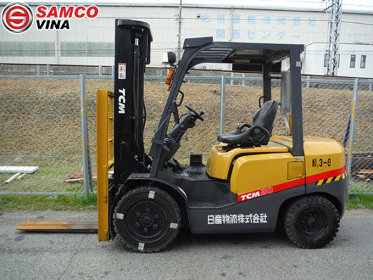 xe nâng tcm 3 tấn hoạt động ổn định