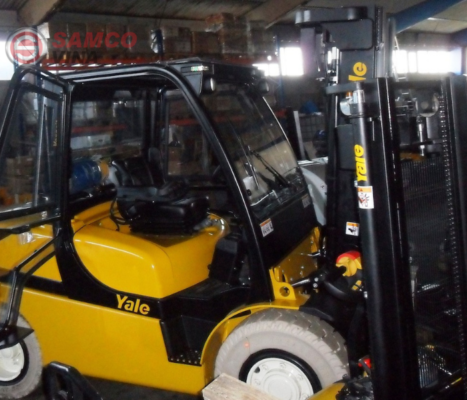 Xe nâng dầu Yale GDP/GLP 40-55VX