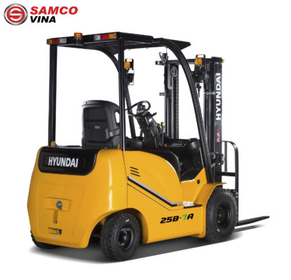 xe nâng chạy điện