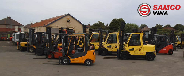 nên thuê hay mua xe nâng