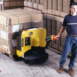 Xe nâng điện Yale MPB040-E