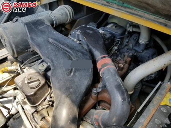 khoang động cơ xe nâng 7 tấn