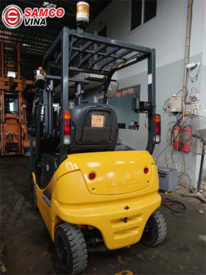 ứng dụng xe nâng điện 1 tấn