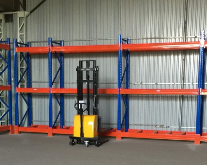 XE NÂNG BÁN TỰ ĐỘNG 1 TẤN LIFTSTAR DYC10