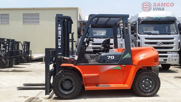 Xe nâng Trung Quốc vô cùng đa dạng cả về mẫu mã lẫn giá bán