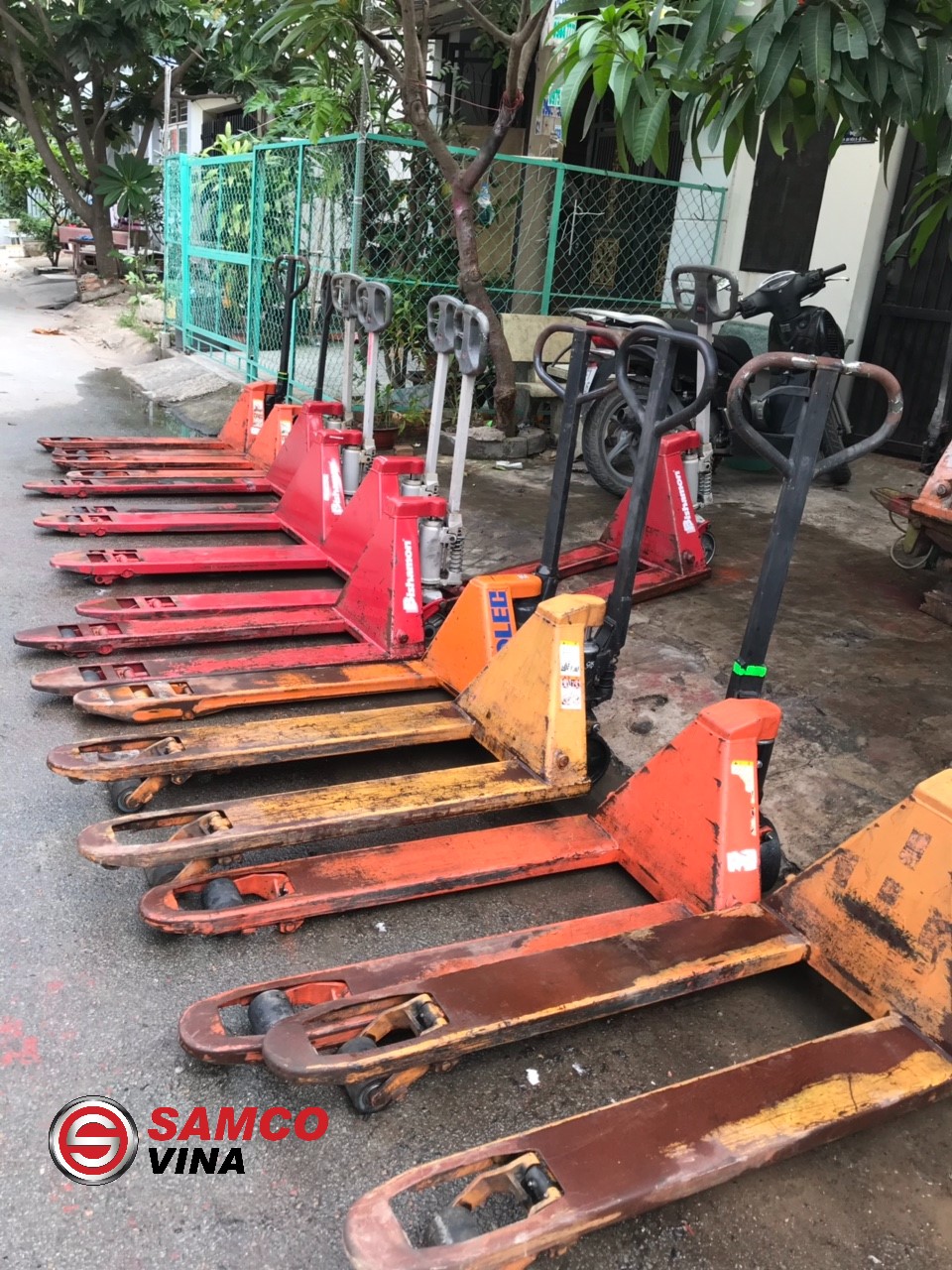 xe nâng tay cũ nhập khẩu