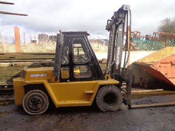 Xe nâng cũ Caterpillar 7 tấn DP70 (Diesel) - Ảnh 3