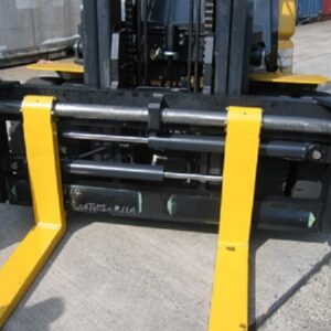 Xe nâng 7 tấn Komatsu sử dụng động cơ hoạt động bền bỉ