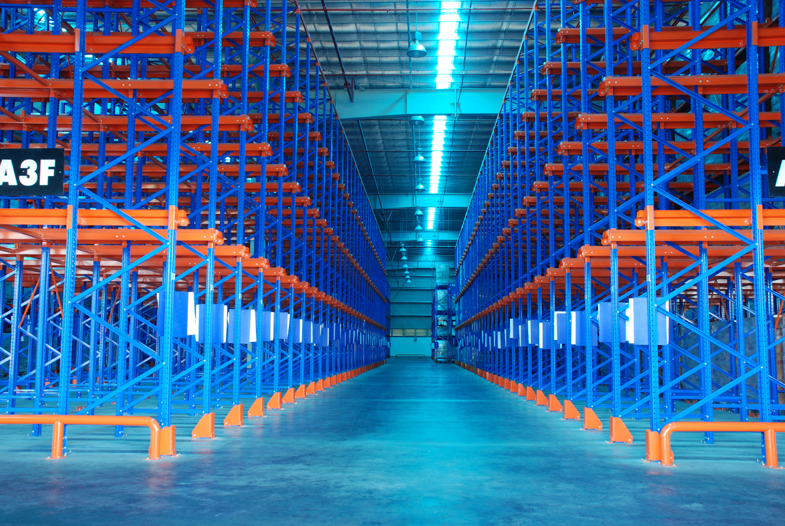 pallet Kệ hạng nặng với nhiều ưu điểm