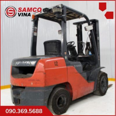 Xe nâng dầu cũ Toyota 3.2 tấn