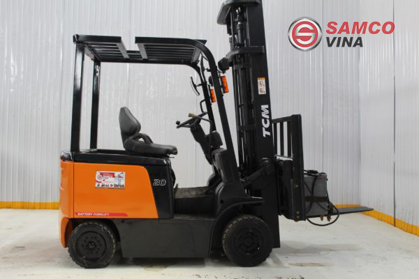 Thuê xe nâng TCM giá rẻ 