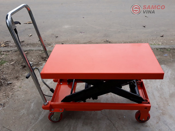 Có rất nhiều mẫu xe nâng mặt bàn khác nhau cho bạn lựa chọn