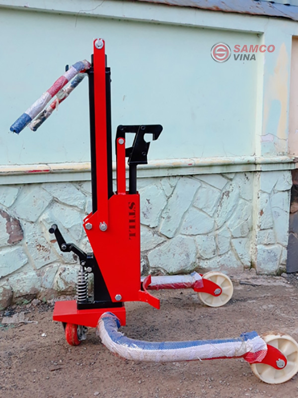 Xe nâng thùng phuy