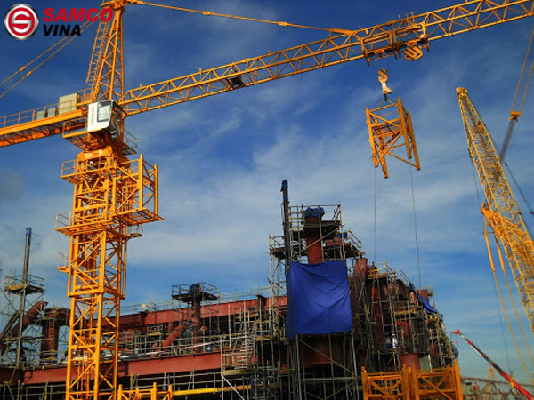 Cần trục tháp: là thiết bị nâng hạ có tay cần gắn trên trụ tháp cao