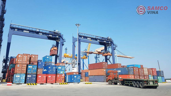 Chiều dài cont 20 thường, khô dùng để đựng hàng hóa