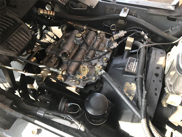 Kiểm tra động cơ xe nâng cũ