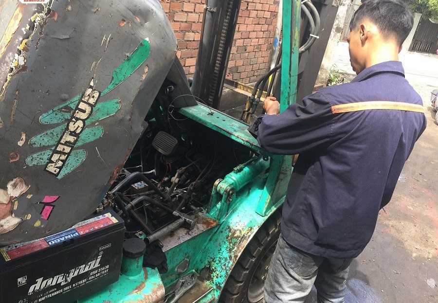 Sửa chữa xe nâng dầu đảm bảo chất lượng và tiến độ