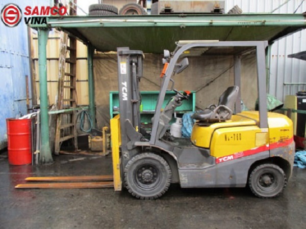 Xe nâng dầu cũ TCM 2.5 tấn FD25T3