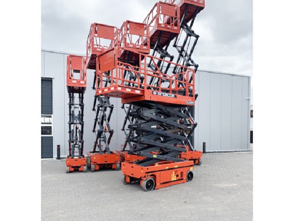 Đơn vị cho thuê xe nâng người giá rẻ chính hãng - SAMCO VINA